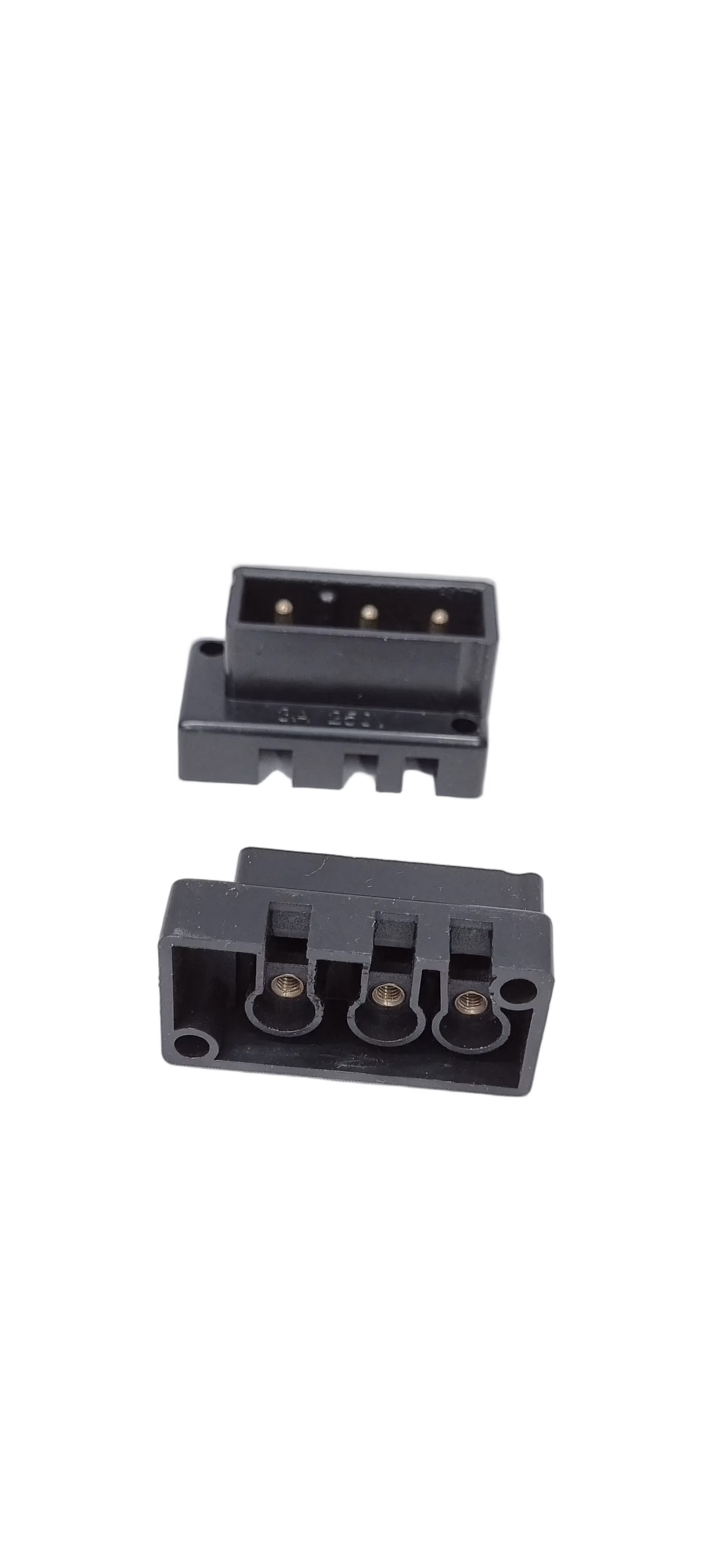 Toma Conector Hembra Motor Familiar